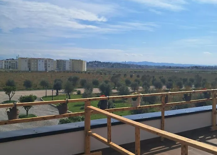 Cleancity Agrotourism * Durrës